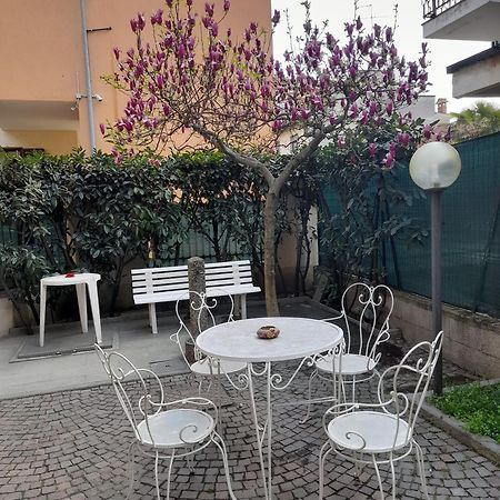 Casa Magnolia, Tranquilla E Centrale Lägenhet Nichelino Exteriör bild