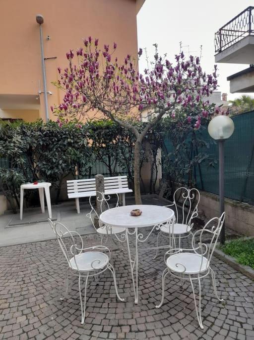 Casa Magnolia, Tranquilla E Centrale Lägenhet Nichelino Exteriör bild
